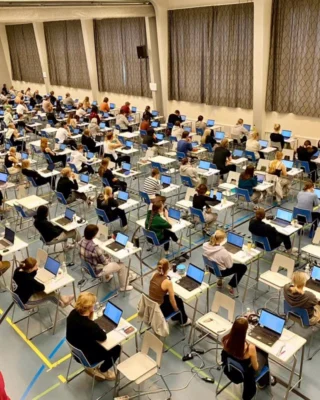 Syksyn yo-kirjoitukset alkavat ensi viikon maanantaina 15.9. ja jatkuvat 29.9. asti. 📚Kokelaille: Paljon Tsemppiä kirjoituksiin💕🙌 Muistakaa tulla ajoissa paikalle ja viihtyä tarpeeksi pitkään. Jos haluaa kerrata ohjeita, niitä löytyy Wilman aiemmasta tiedotteesta.Muille: Muistetaan, että melu kuuluu saliin, joten ollaan hiljaa ja annetaan kirjoitusrauha kokelaille. Hiljaisuutta pyydetään erityisesti 1. kerroksen käytävälle. Biljardipalloja ei lattiaan, pliis!Hyvä kirjoittajat💪