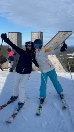 Kalevan lukion elämysliikuntakurssi huipentui Rukan reissuun. Liikunnanopettajien matkassa mukana oli 50 opiskelijaa.
Kiitos kaikille mukavasta reissusta! ⛷️❄️💗 Videon editointi: Wilhelmiina Maasola#kalevanlukio